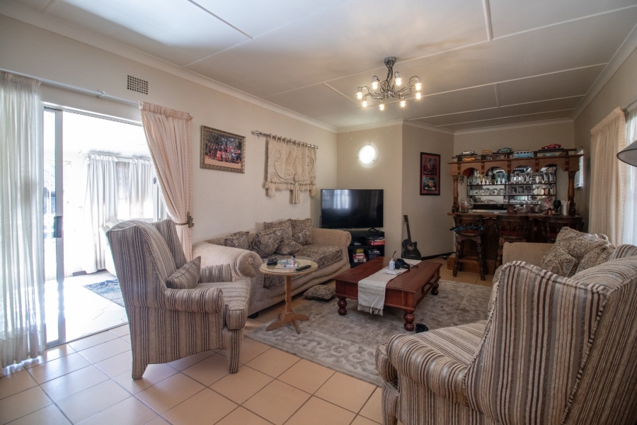 4 Bedroom Property for Sale in Aston Manor Gauteng