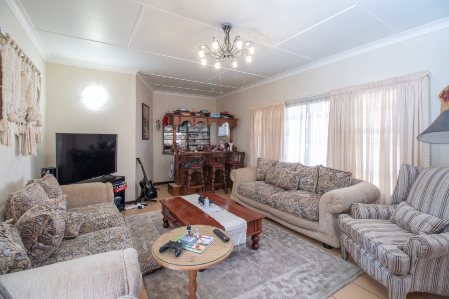 4 Bedroom Property for Sale in Aston Manor Gauteng