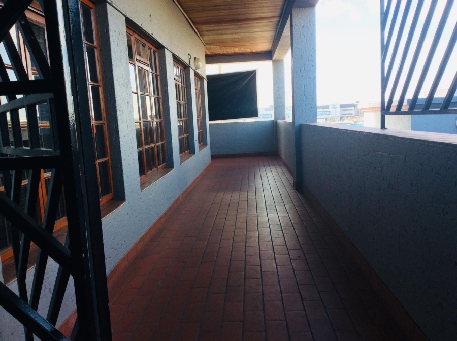 Commercial Property for Sale in Raceview Gauteng