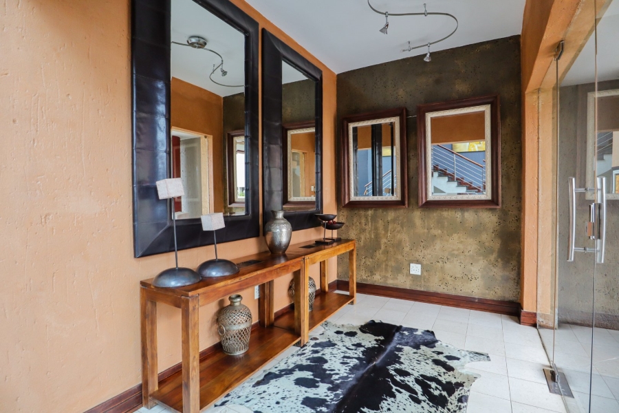 6 Bedroom Property for Sale in Glenvista Gauteng