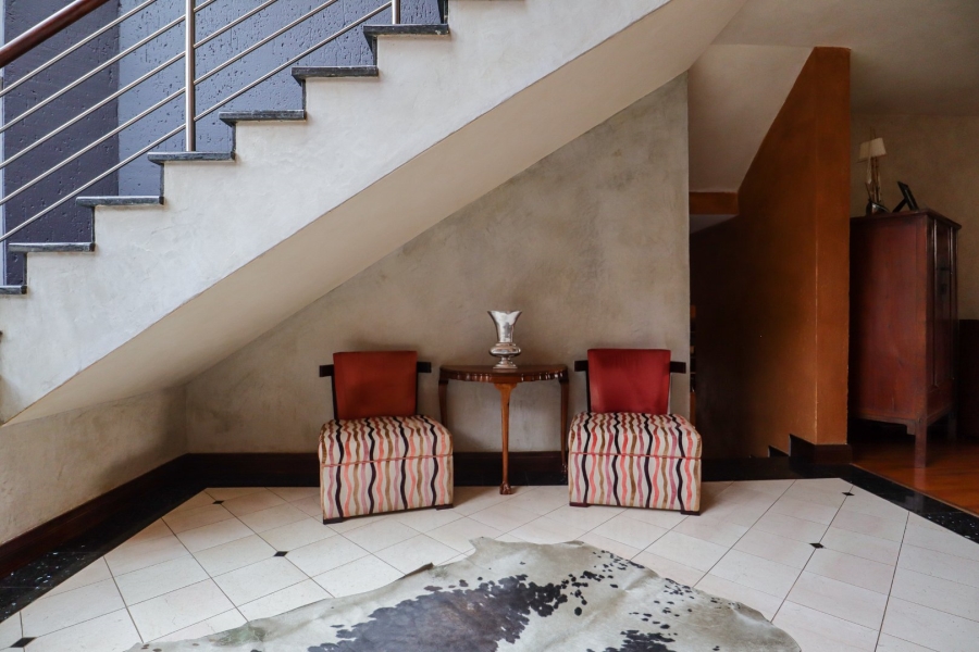 6 Bedroom Property for Sale in Glenvista Gauteng
