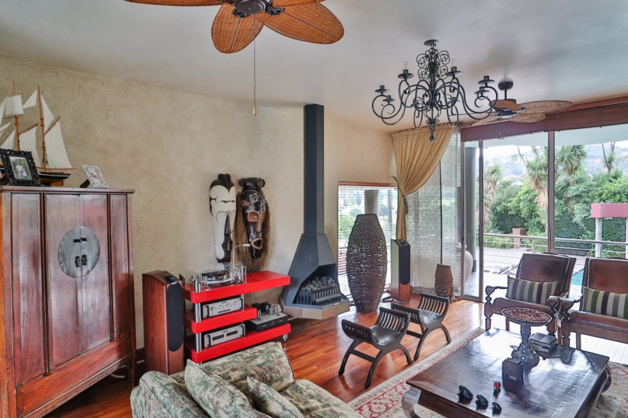 6 Bedroom Property for Sale in Glenvista Gauteng
