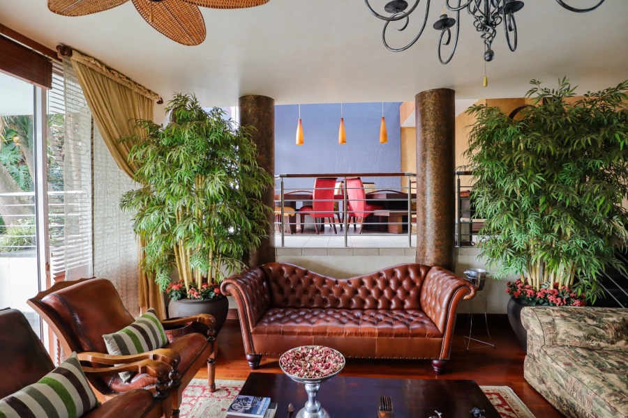 6 Bedroom Property for Sale in Glenvista Gauteng