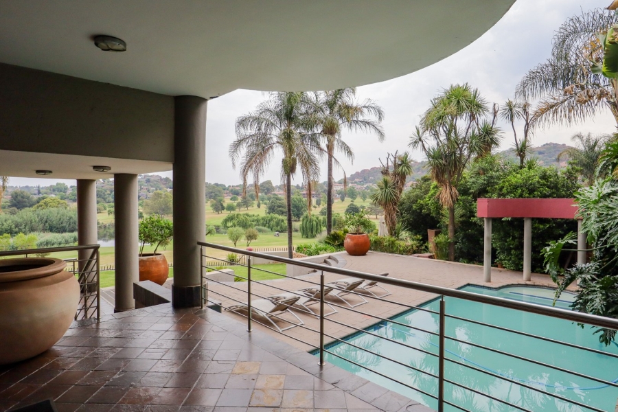 6 Bedroom Property for Sale in Glenvista Gauteng