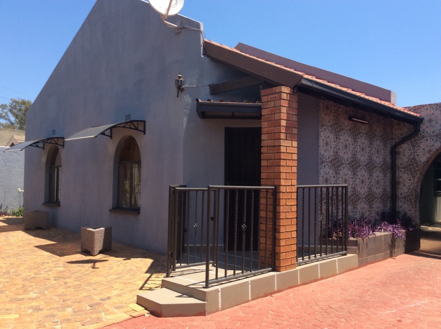 3 Bedroom Property for Sale in Lenasia Ext 13 Gauteng