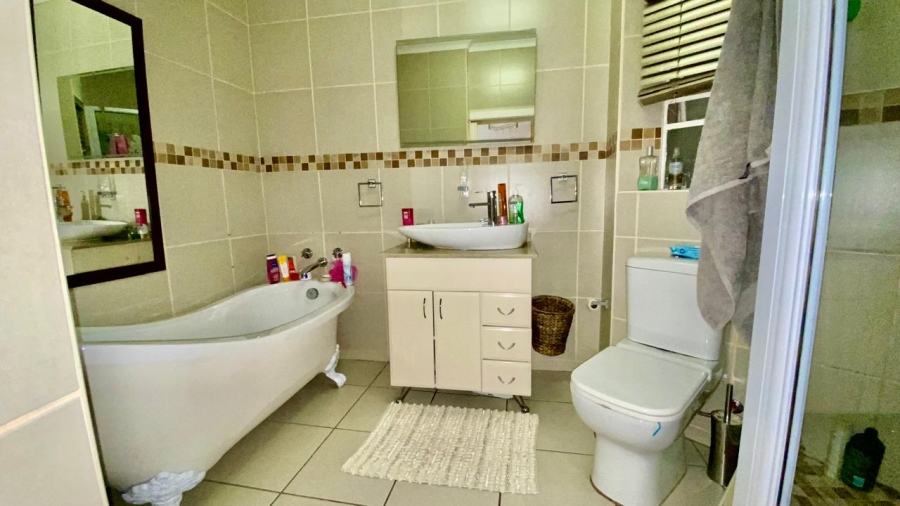 3 Bedroom Property for Sale in Meyersdal Gauteng