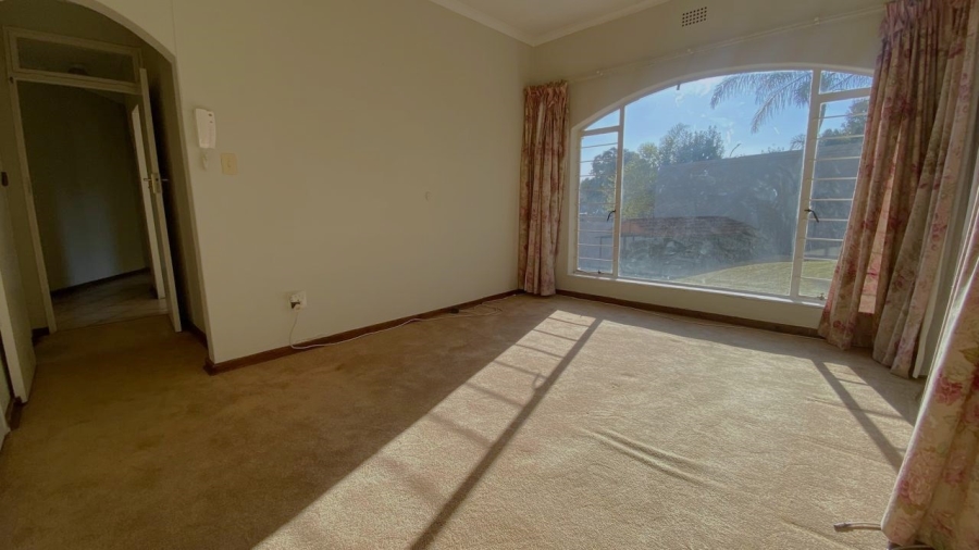 3 Bedroom Property for Sale in Oakdene Gauteng