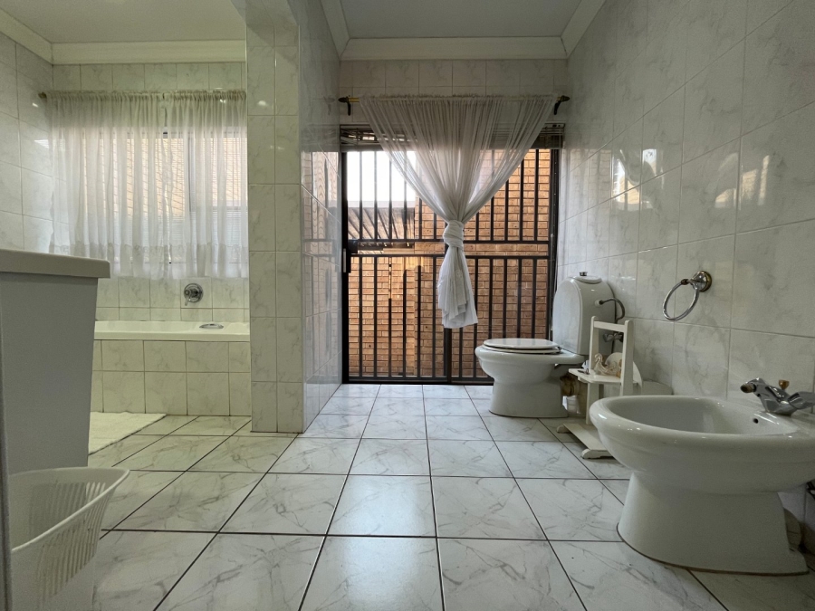 3 Bedroom Property for Sale in Meyersdal Gauteng