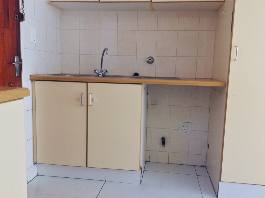 2 Bedroom Property for Sale in New Redruth Gauteng