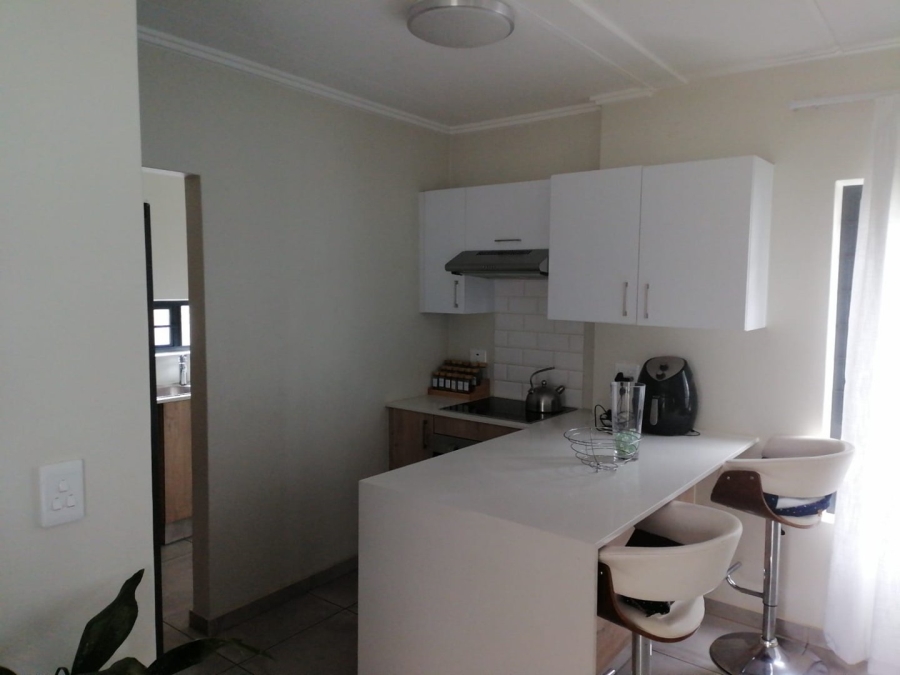 3 Bedroom Property for Sale in Cedar Lakes Gauteng