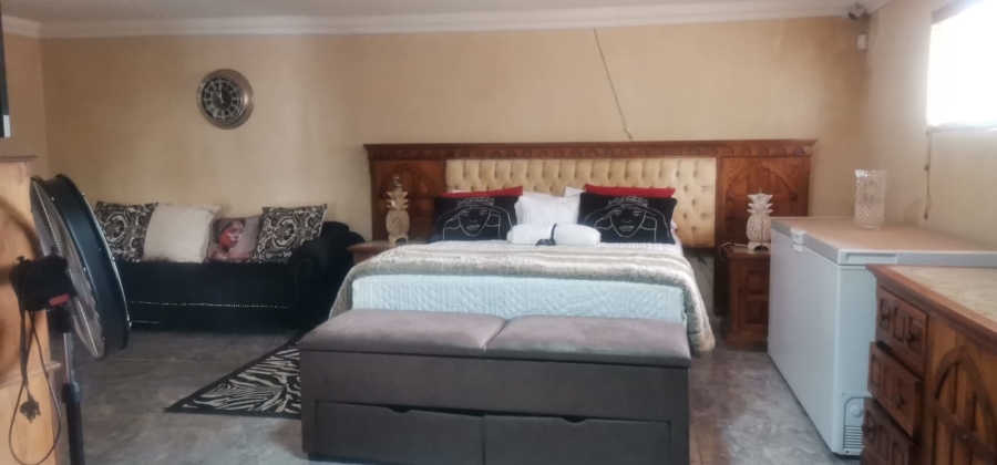 4 Bedroom Property for Sale in Soshanguve DD Gauteng