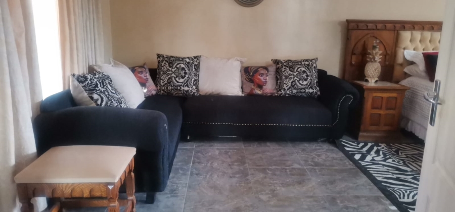 4 Bedroom Property for Sale in Soshanguve DD Gauteng