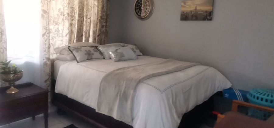 4 Bedroom Property for Sale in Soshanguve DD Gauteng