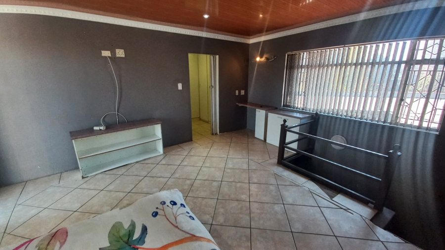 4 Bedroom Property for Sale in Mindalore Gauteng