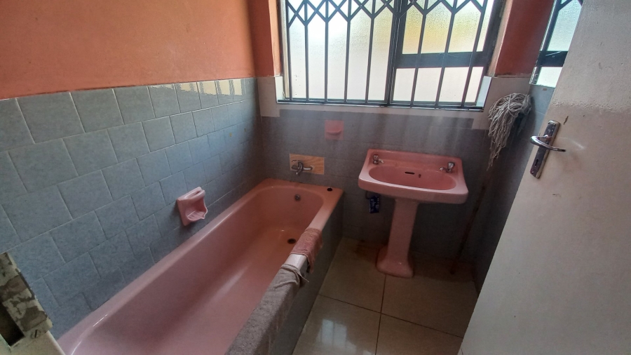 4 Bedroom Property for Sale in Mindalore Gauteng