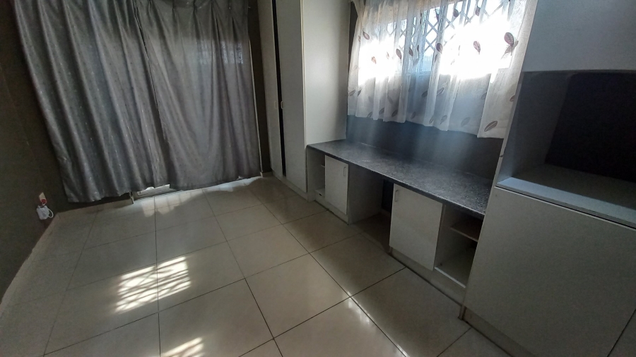 4 Bedroom Property for Sale in Mindalore Gauteng