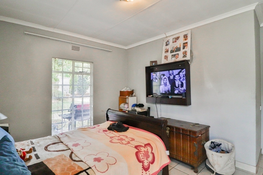 4 Bedroom Property for Sale in Brackendowns Gauteng