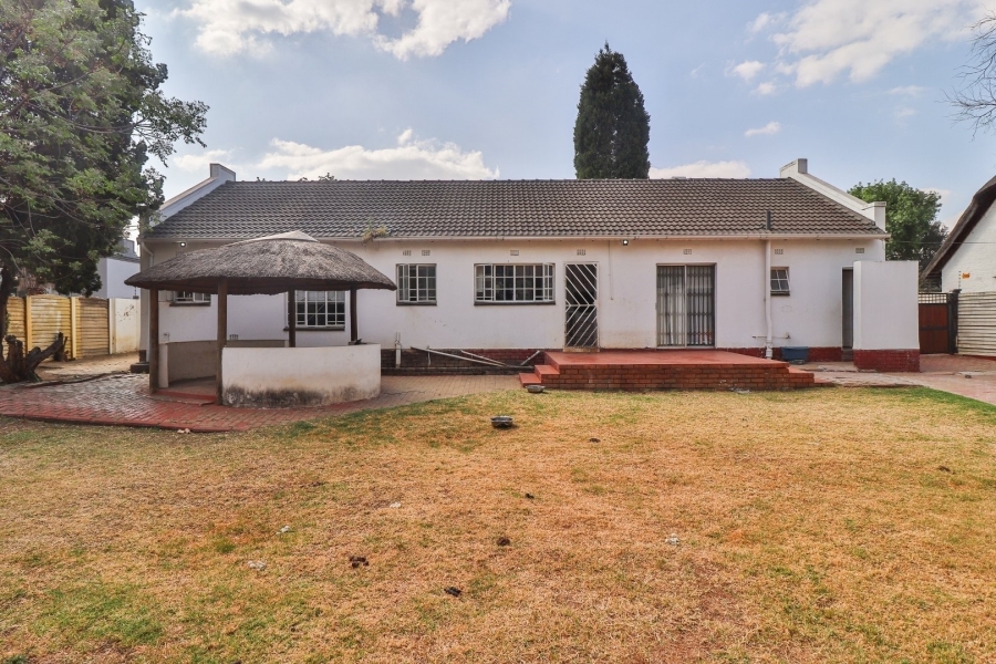 4 Bedroom Property for Sale in Brackendowns Gauteng