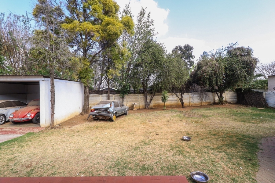 4 Bedroom Property for Sale in Brackendowns Gauteng