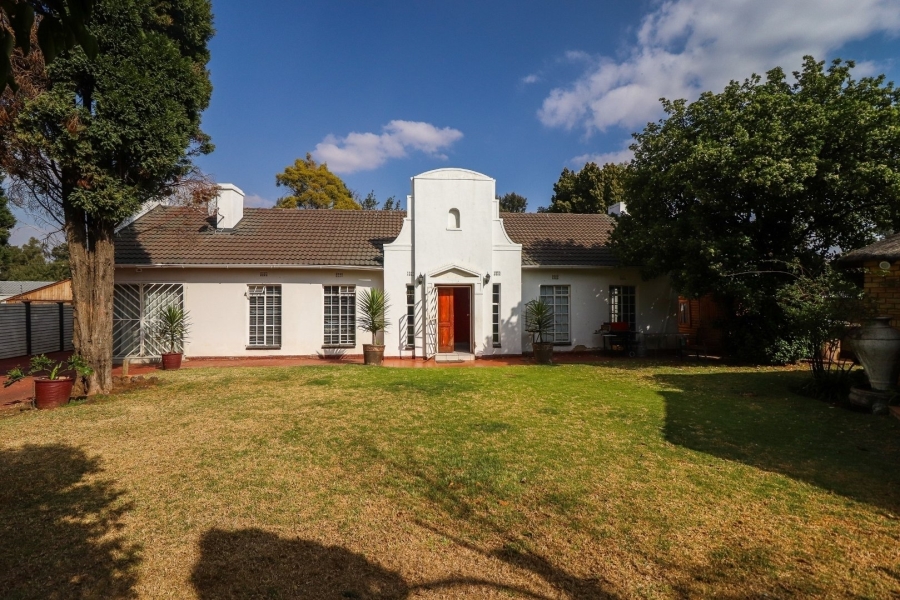 4 Bedroom Property for Sale in Brackendowns Gauteng