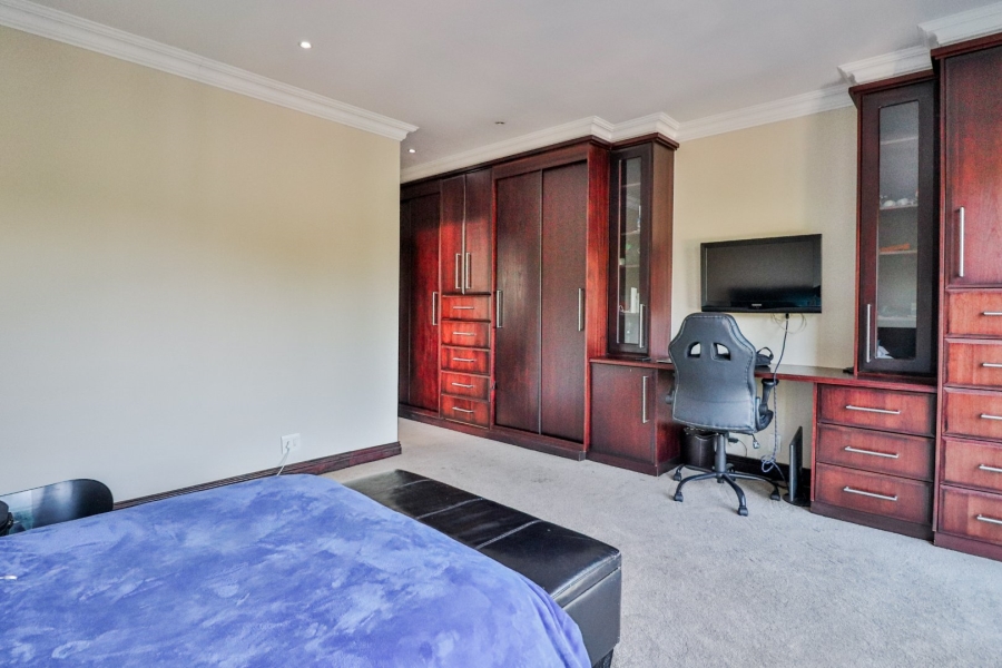 5 Bedroom Property for Sale in Meyersdal Eco Estate Gauteng