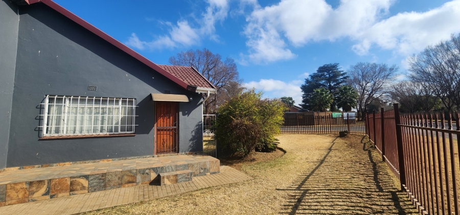 3 Bedroom Property for Sale in General Albertspark Gauteng