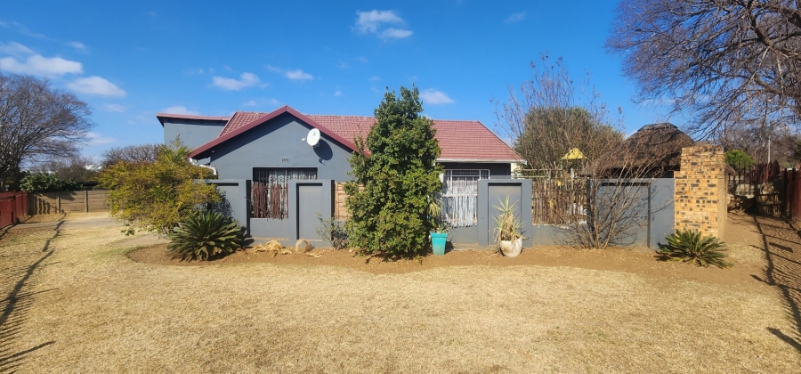 3 Bedroom Property for Sale in General Albertspark Gauteng