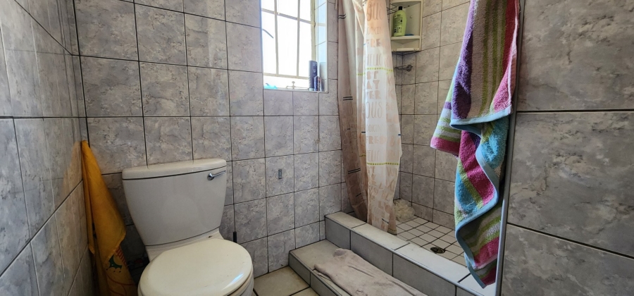 3 Bedroom Property for Sale in General Albertspark Gauteng