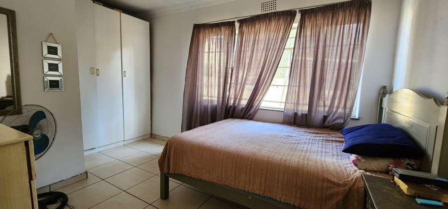 3 Bedroom Property for Sale in General Albertspark Gauteng