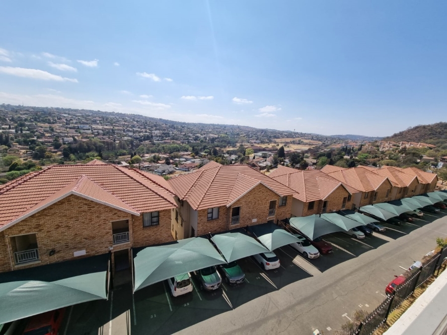 2 Bedroom Property for Sale in Winchester Hills Gauteng