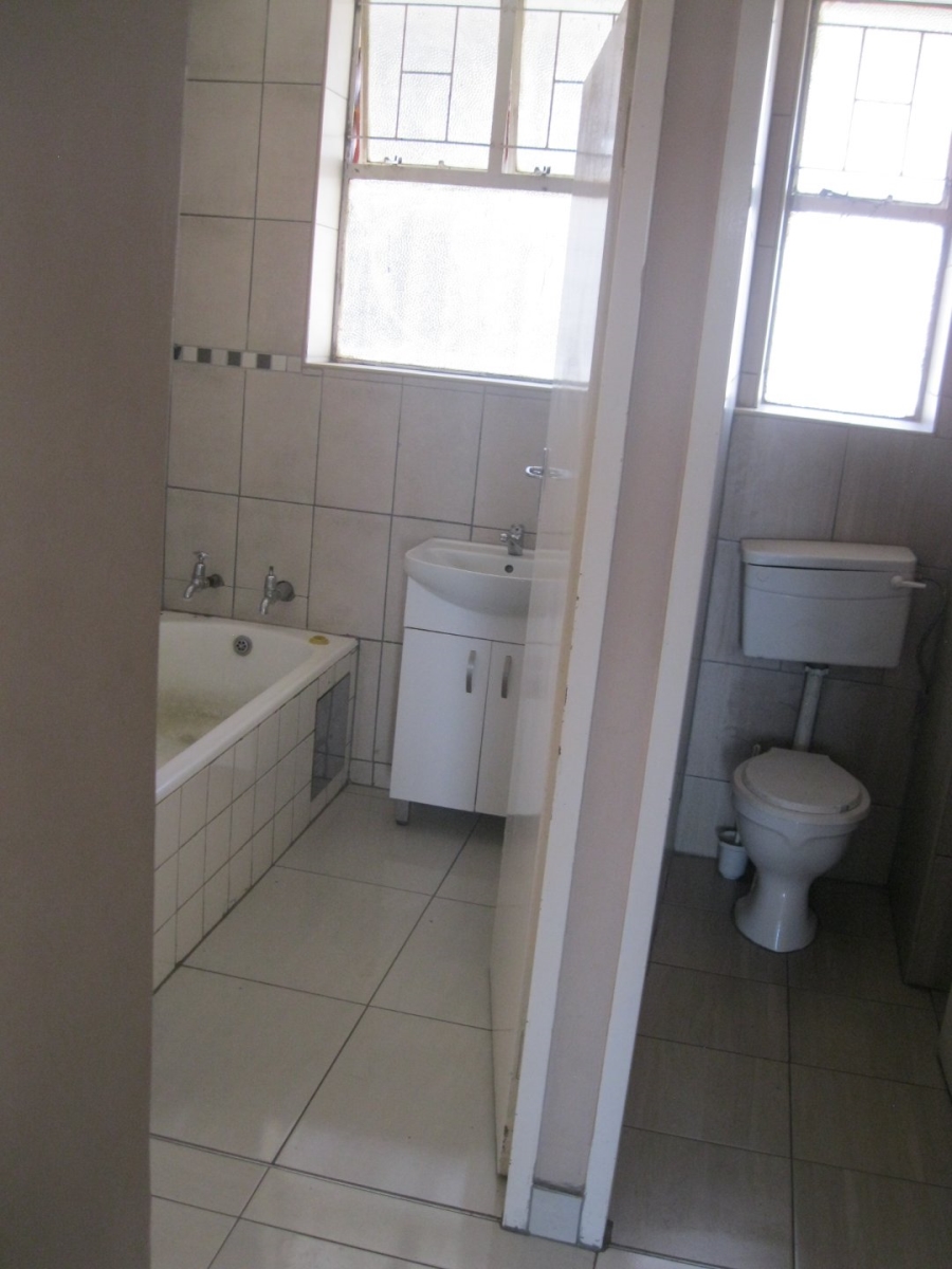 To Let 2 Bedroom Property for Rent in Pretoria Central Gauteng