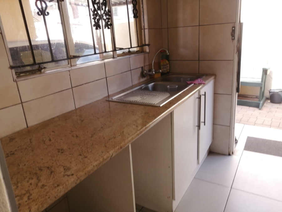 2 Bedroom Property for Sale in Ormonde Gauteng