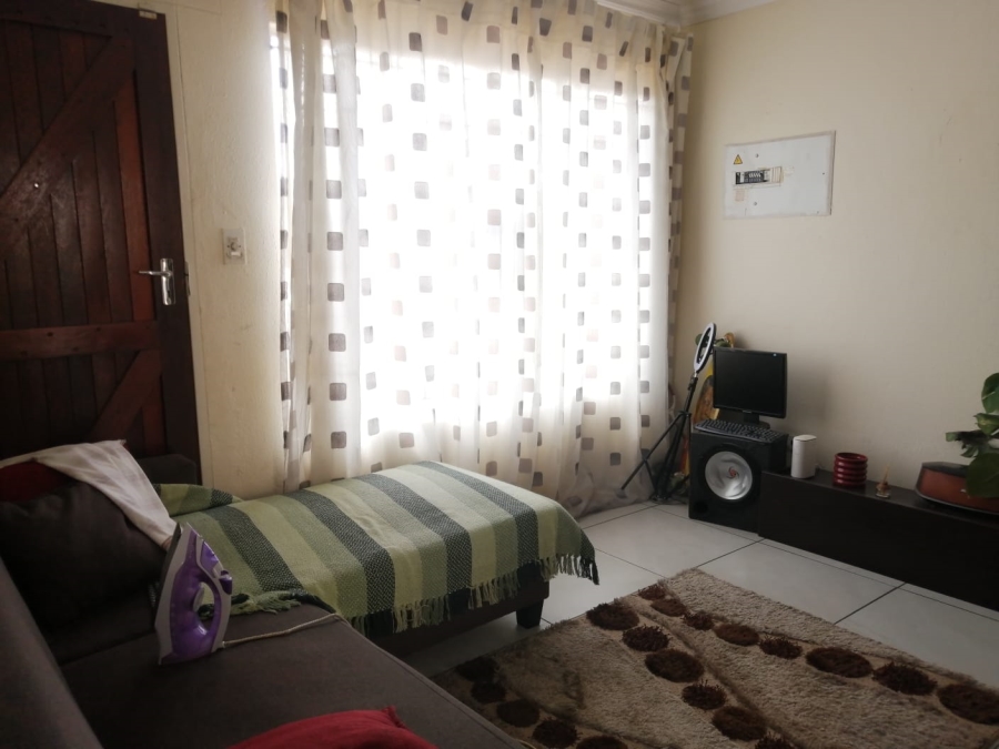 2 Bedroom Property for Sale in Ormonde Gauteng