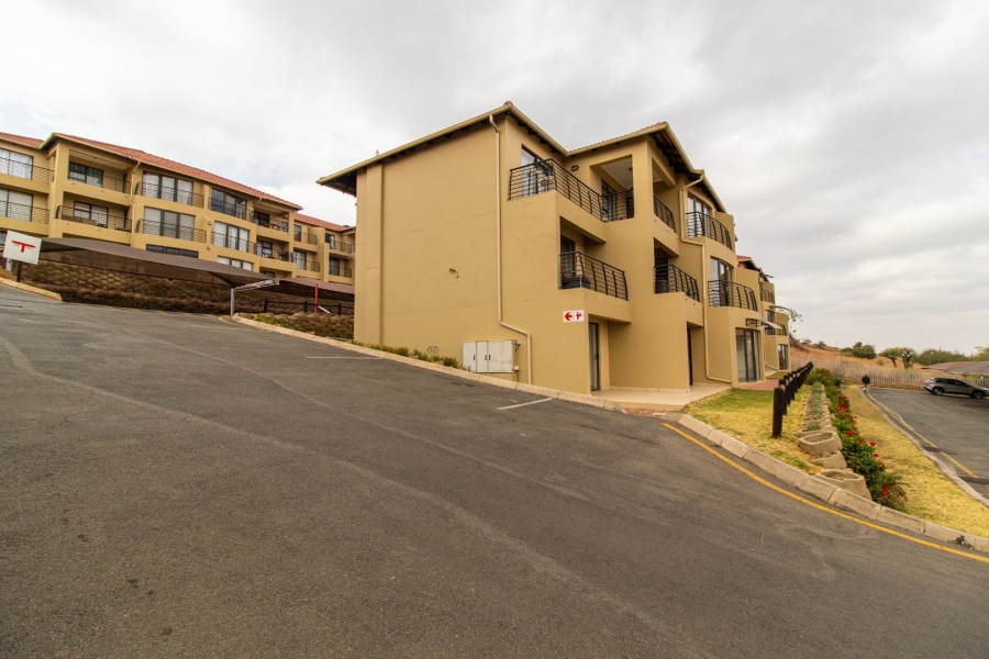 3 Bedroom Property for Sale in Bassonia Rock Gauteng