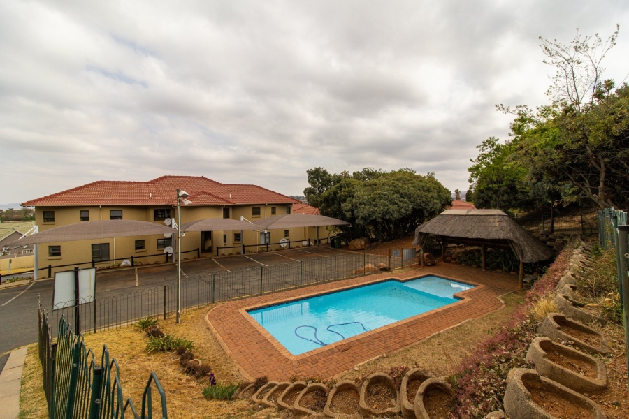 3 Bedroom Property for Sale in Bassonia Rock Gauteng