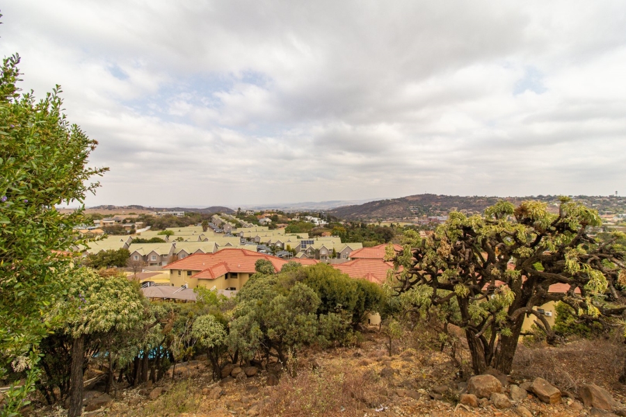 3 Bedroom Property for Sale in Bassonia Rock Gauteng