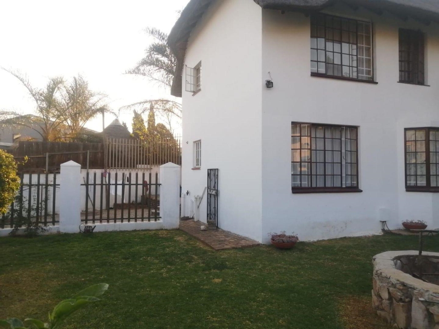 4 Bedroom Property for Sale in Ridgeway Gauteng