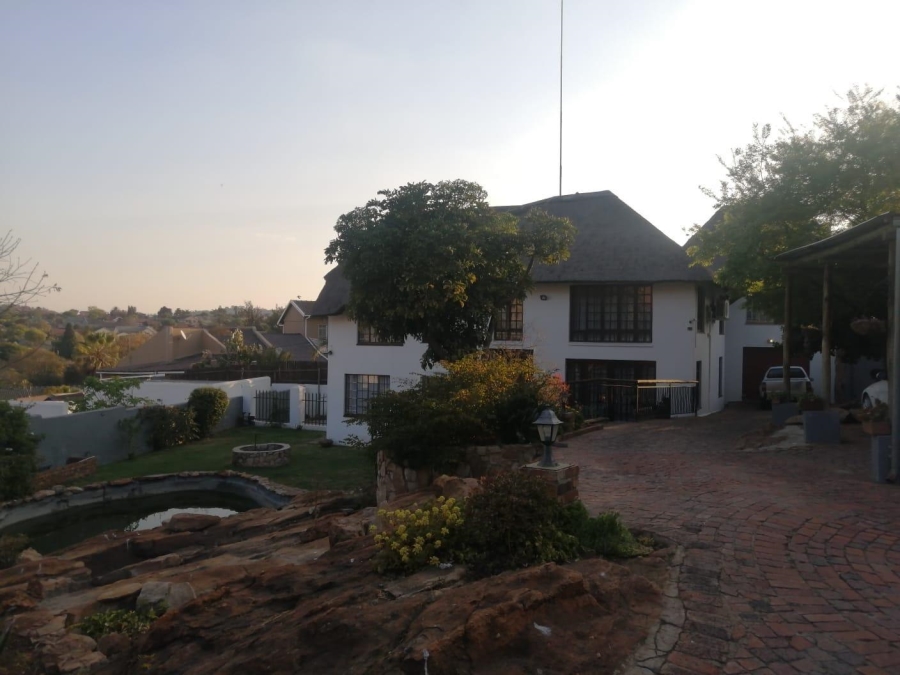 4 Bedroom Property for Sale in Ridgeway Gauteng