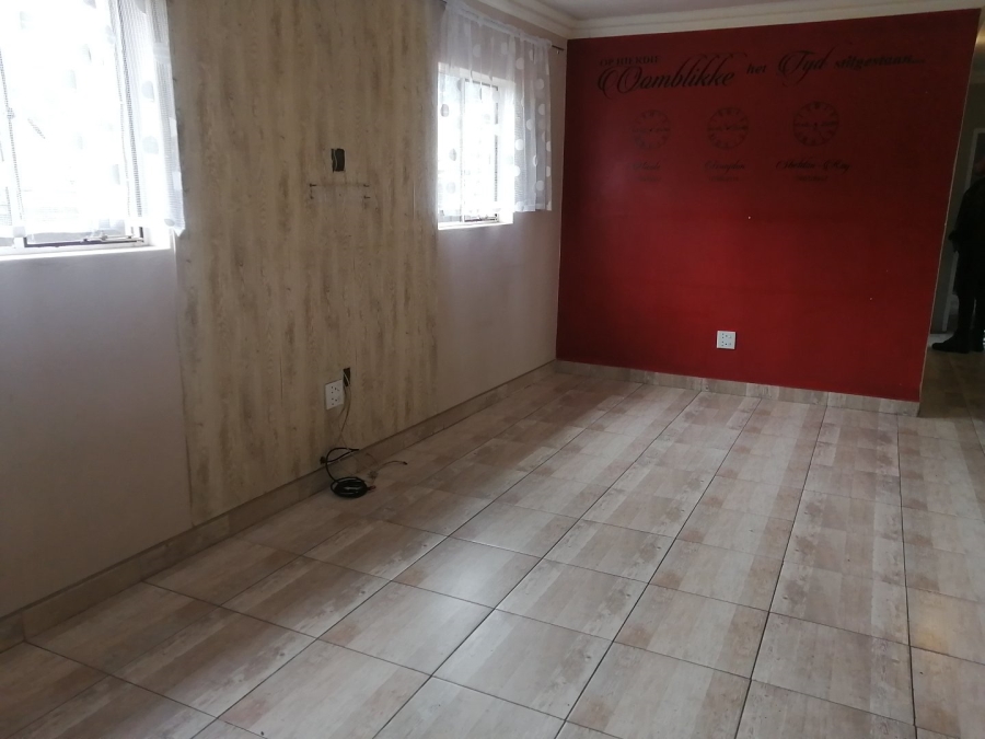 3 Bedroom Property for Sale in Selection Park Gauteng