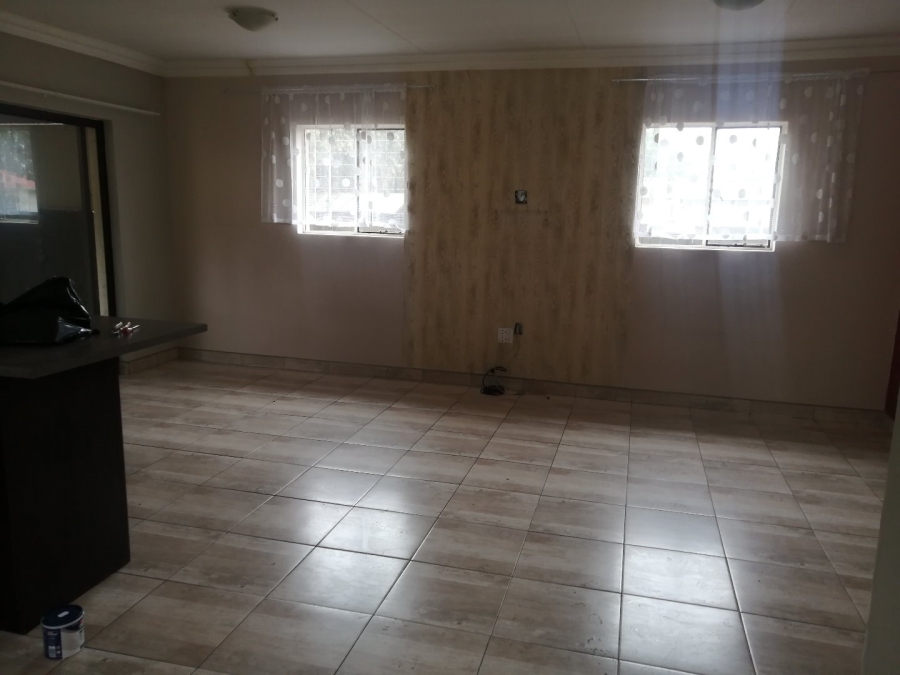 3 Bedroom Property for Sale in Selection Park Gauteng