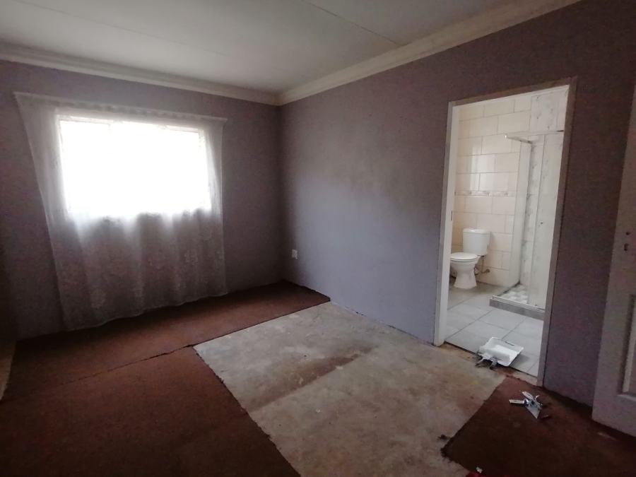 3 Bedroom Property for Sale in Selection Park Gauteng