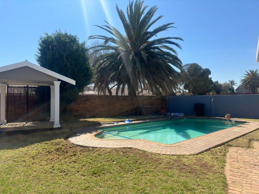 4 Bedroom Property for Sale in Parkrand Gauteng