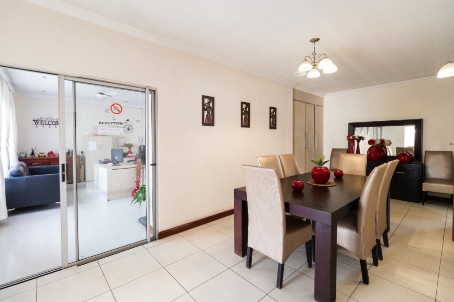 8 Bedroom Property for Sale in Witfield Gauteng