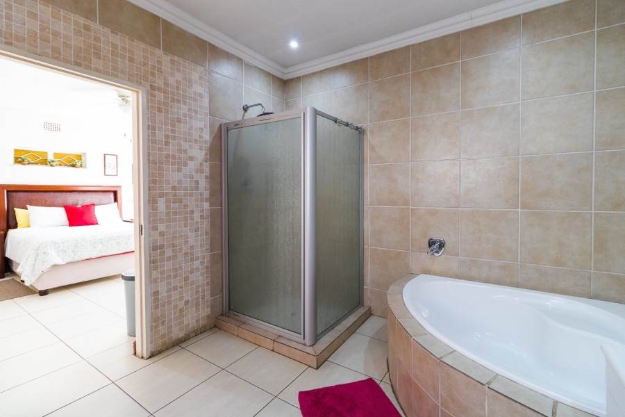 8 Bedroom Property for Sale in Witfield Gauteng