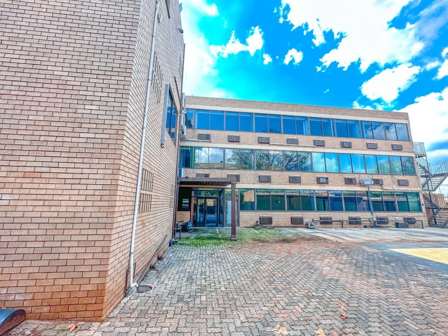 To Let commercial Property for Rent in Fairland Gauteng