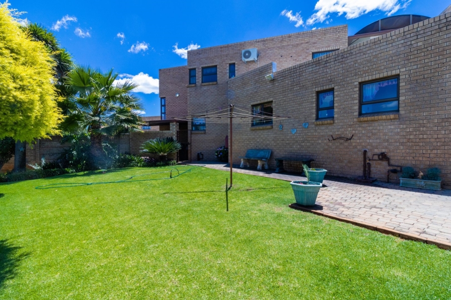 2 Bedroom Property for Sale in Meyersdal Gauteng