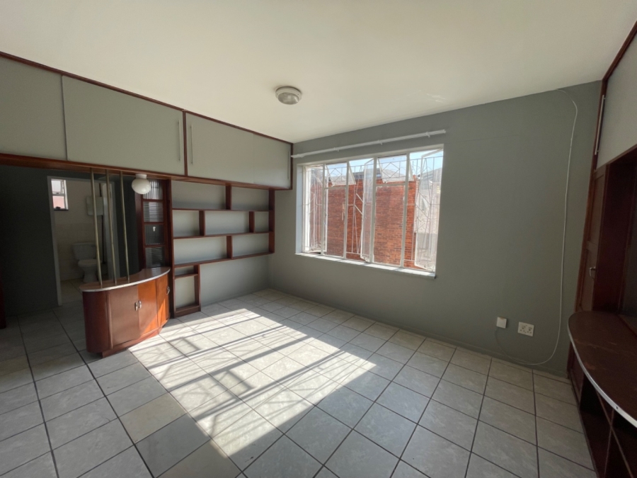 1 Bedroom Property for Sale in Sunnyside Gauteng