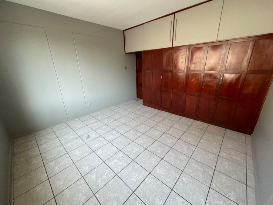 1 Bedroom Property for Sale in Sunnyside Gauteng