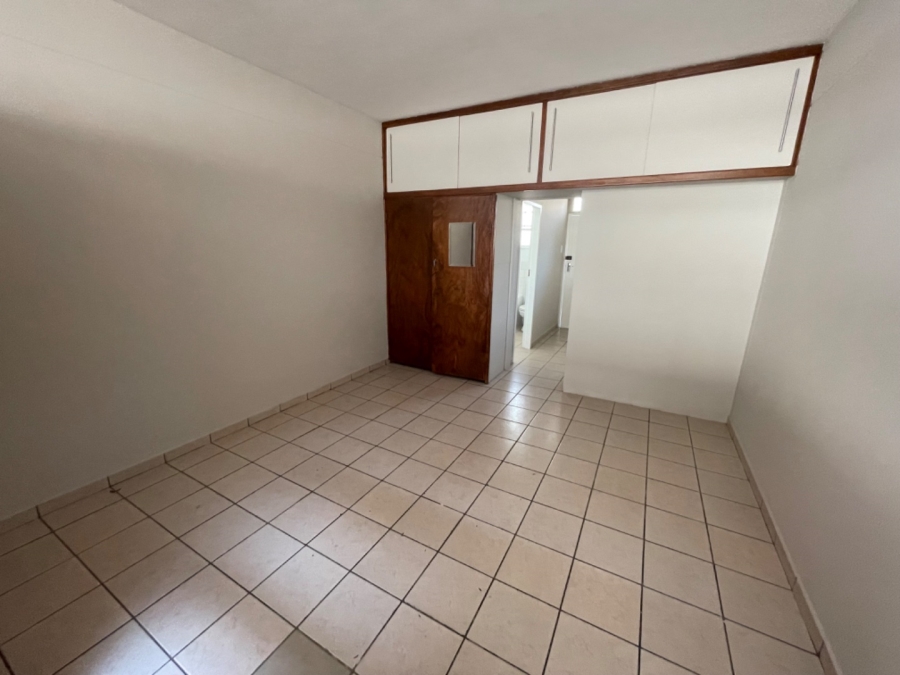 1 Bedroom Property for Sale in Sunnyside Gauteng