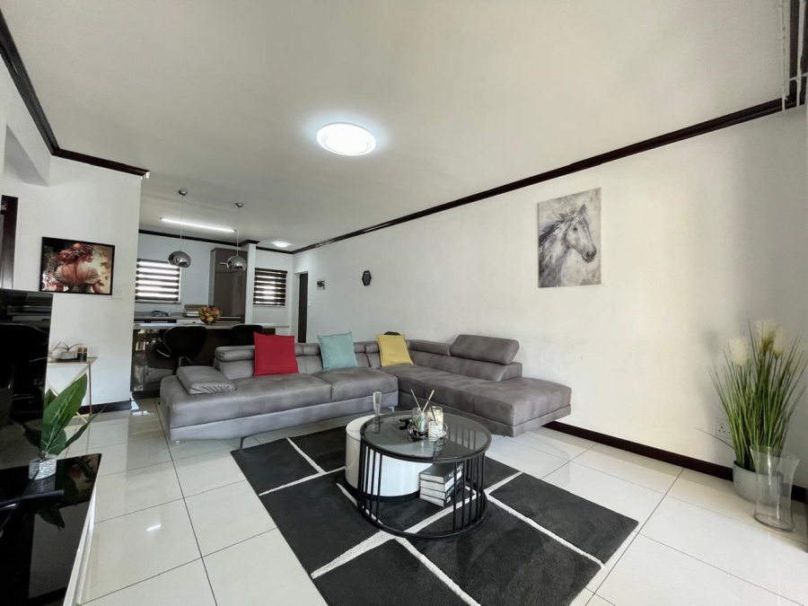 2 Bedroom Property for Sale in Carlswald Gauteng